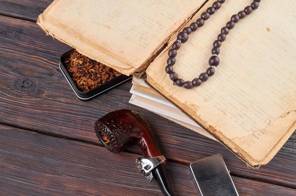 Comment choisir des sacs à main en cuir pour un look professionnel et moderne?